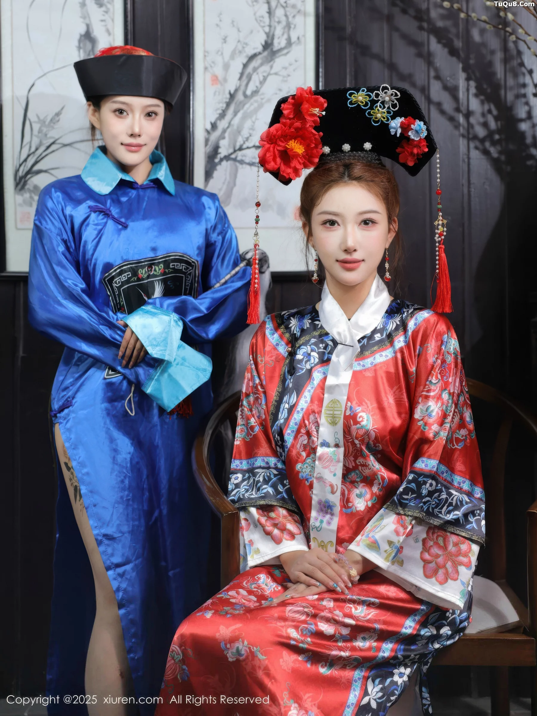 Jin Yunxi Yuki: Sexy Sisters in Historical Cosplay, Qipao Show, Voluptuous Figures, Alluring Beauty Photos 61P