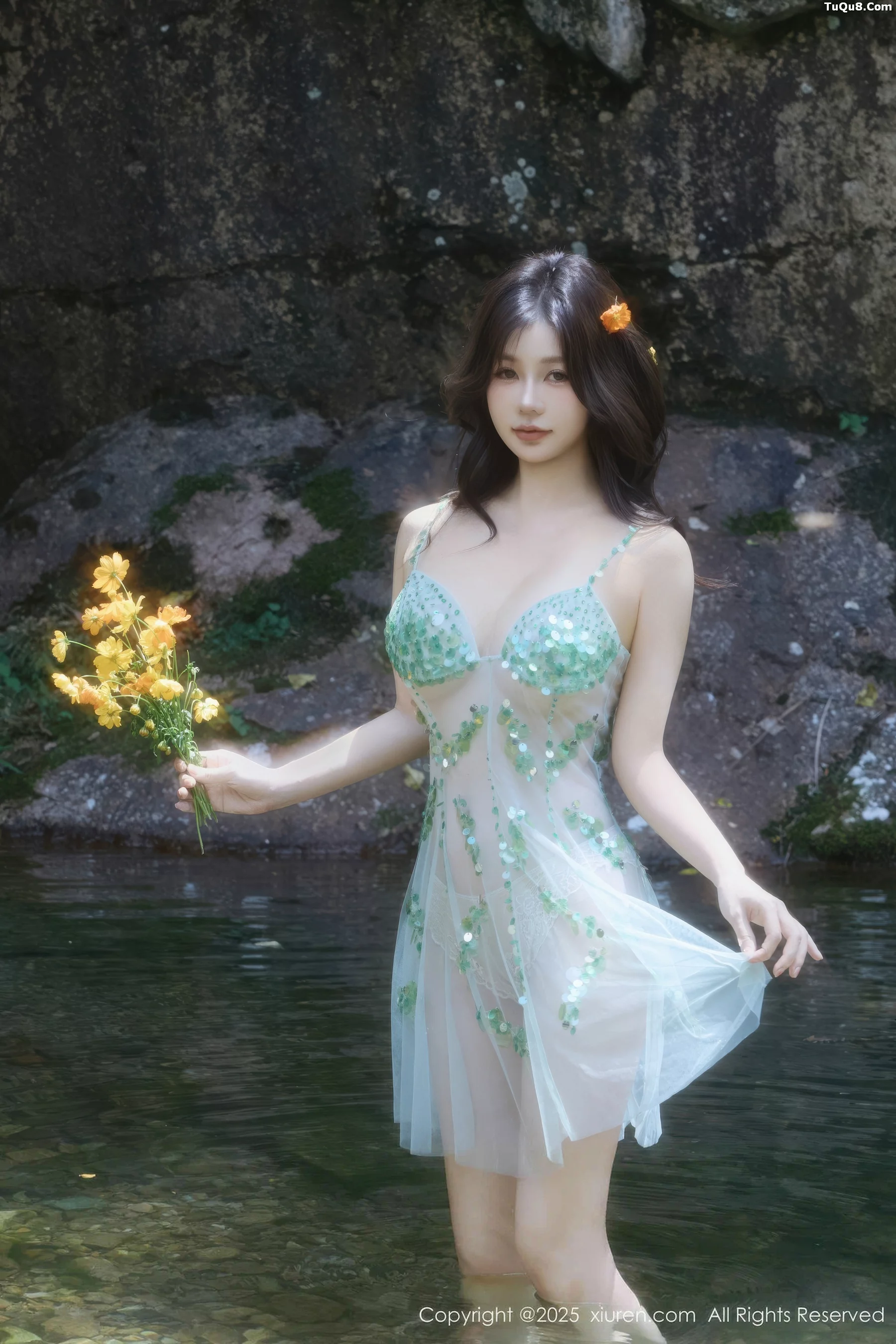 Yin Tiantian outdoor stream sexy sheer mesh sequin skirt wet body showing voluptuous figure hot gorgeous photos 58P 4