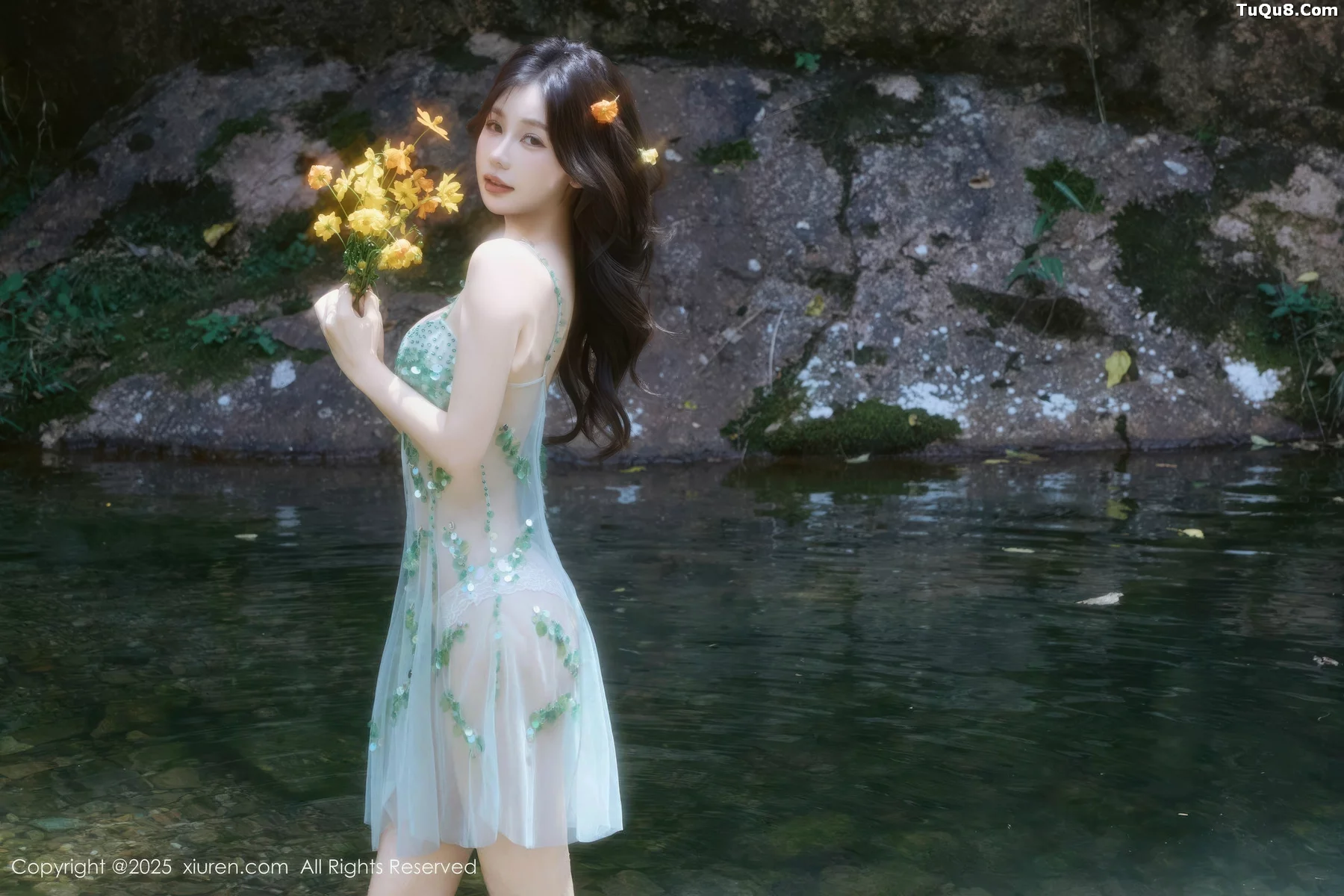 Yin Tiantian outdoor stream sexy sheer mesh sequin skirt wet body showing voluptuous figure hot gorgeous photos 58P 7