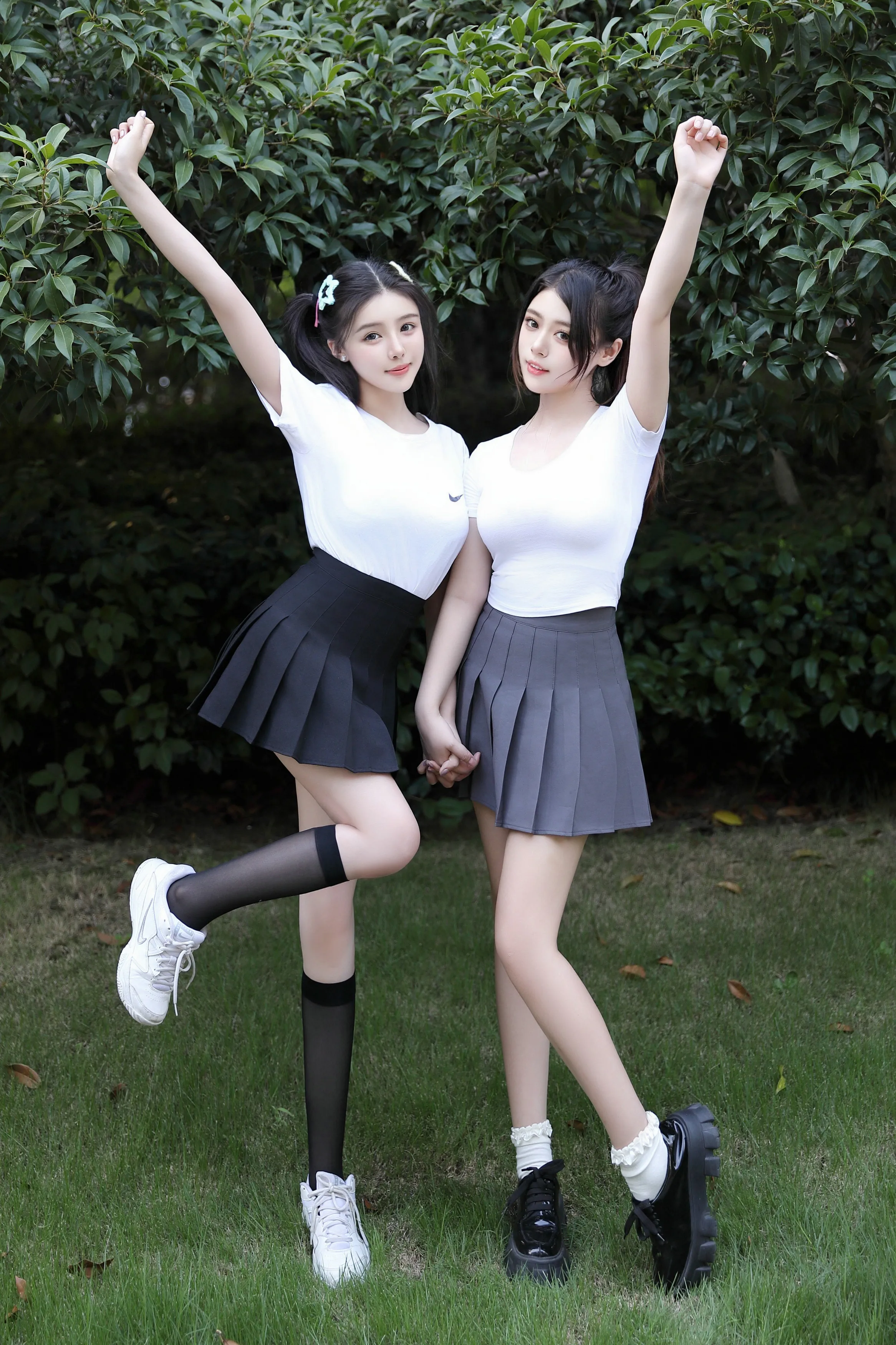 [Paid Content] Yuan Yuan Alluring Private Shoot Benefits Double People Playing in Water 73P 8