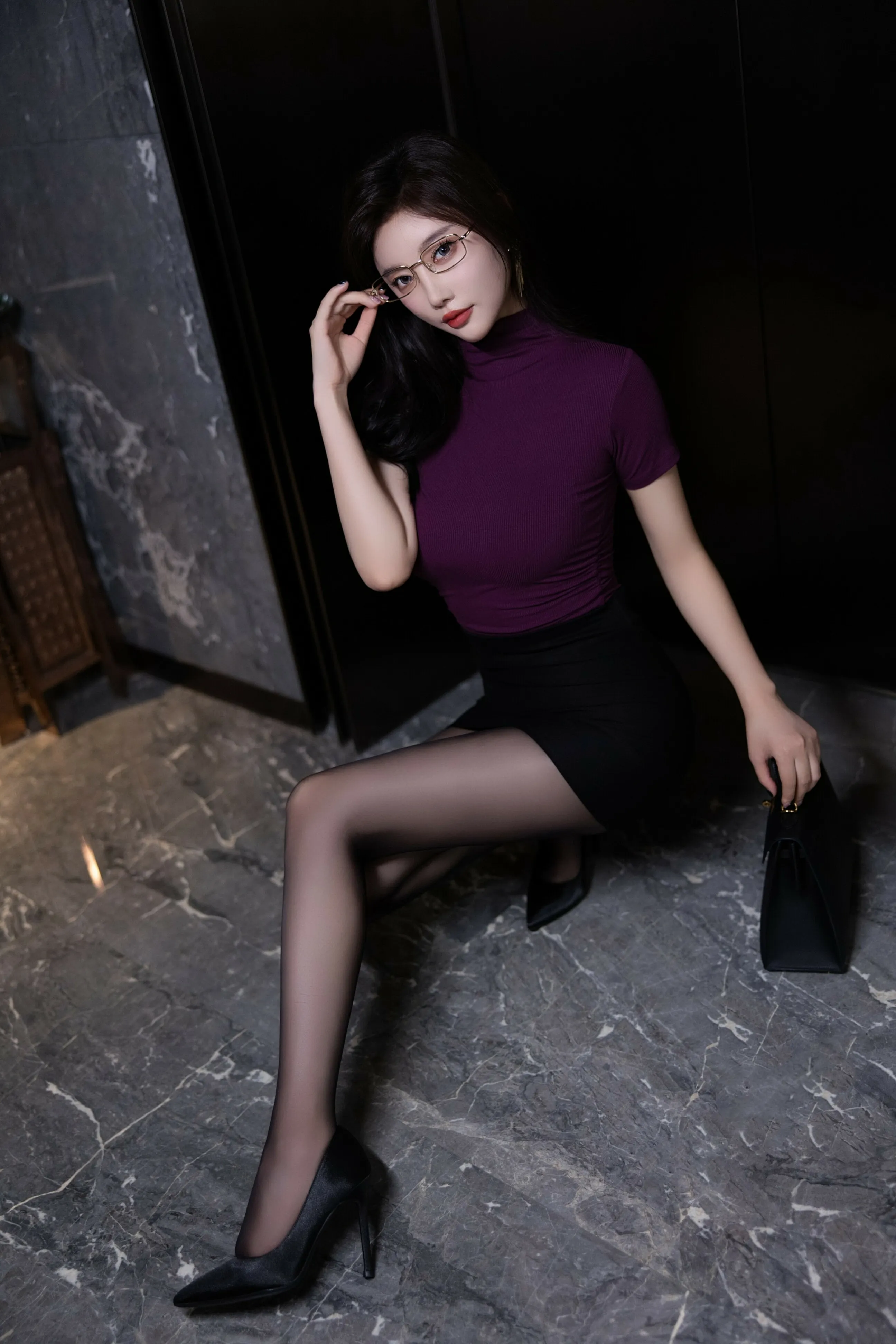 Paid Model Content Yang Chenchen Tempting Private Photoshoot Benefits Purple T-shirt Unlisted No Watermark 97P 5