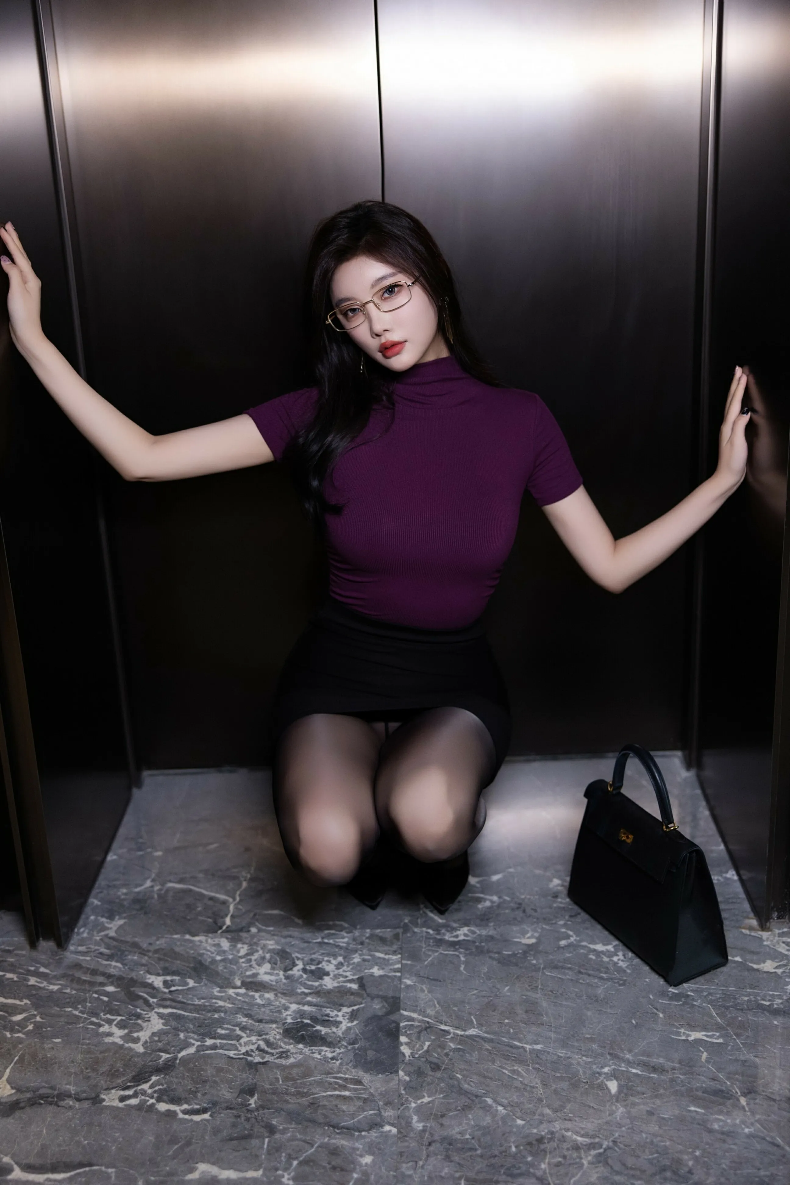 Paid Model Content Yang Chenchen Tempting Private Photoshoot Benefits Purple T-shirt Unlisted No Watermark 97P 8
