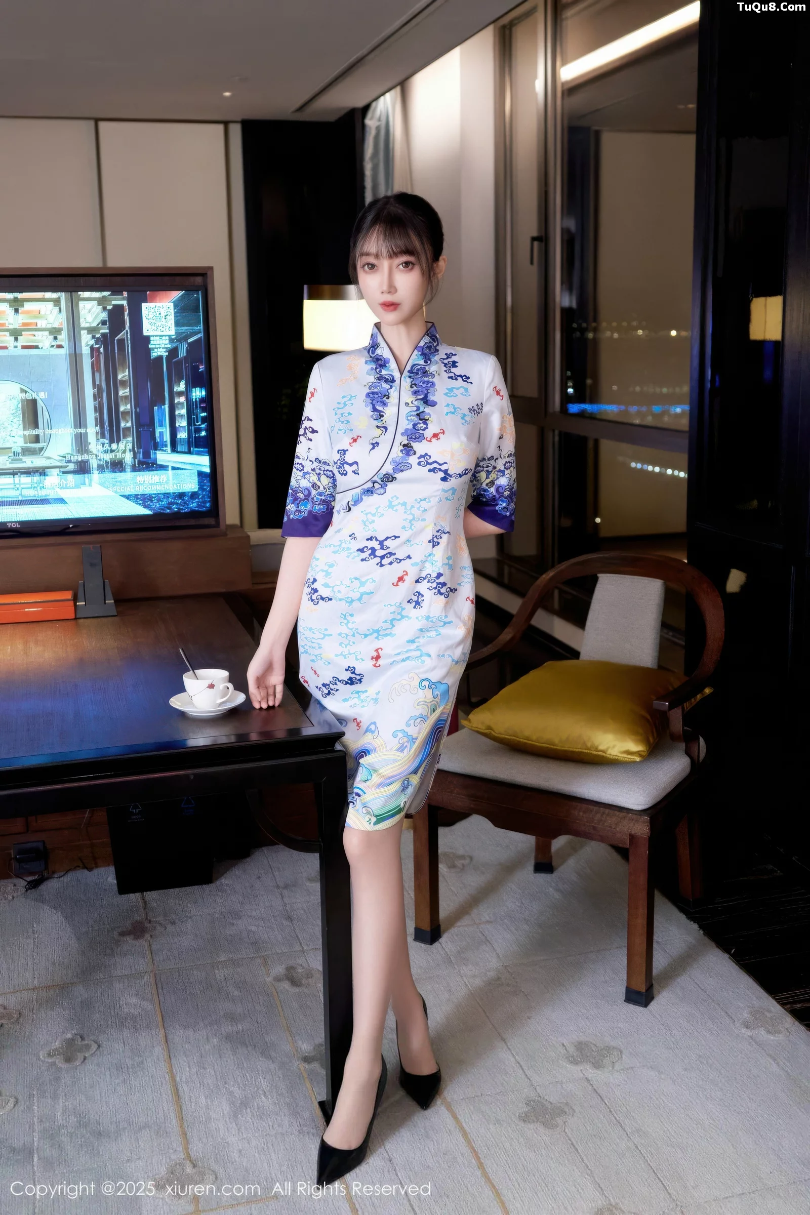 Yue'er Sexy Flight Attendant Cheongsam Outfit Photoshoot for Perfect Figure and Stunning Beauty 74P