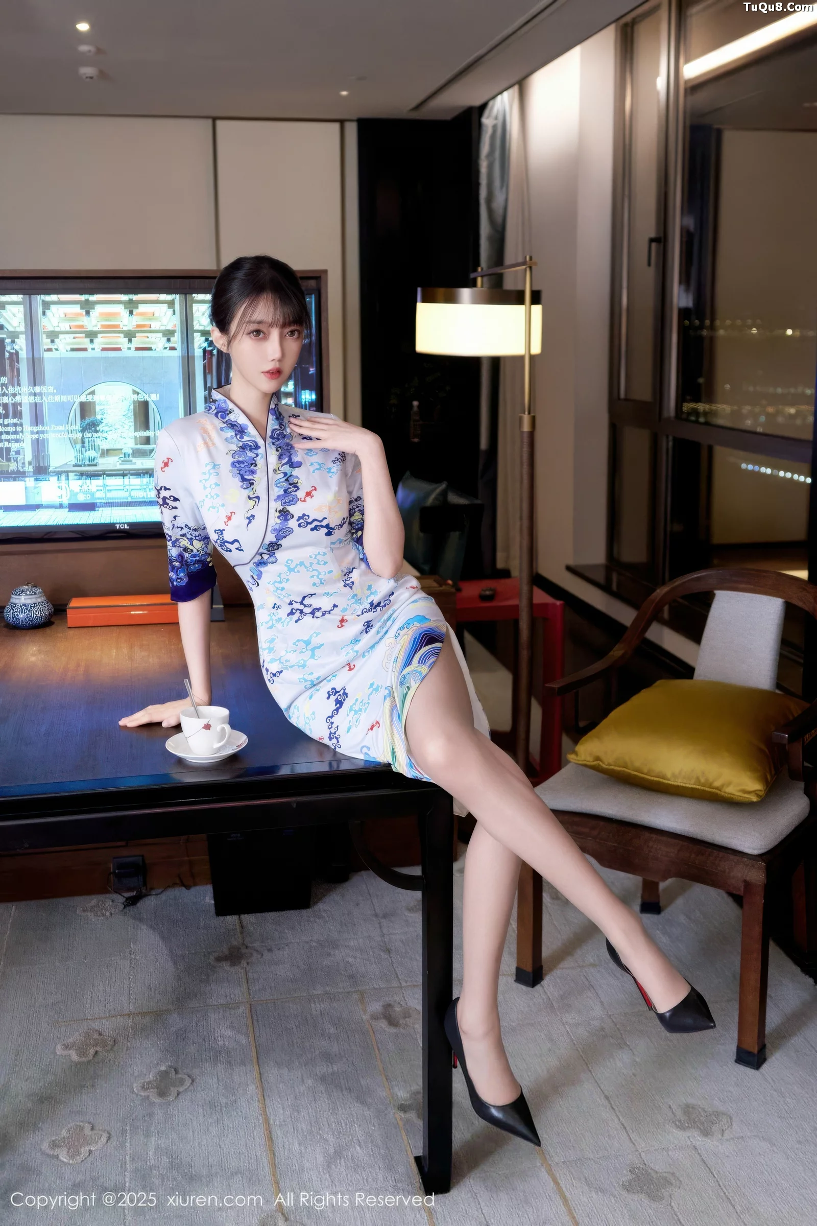 Yue'er Yueer sexy flight attendant uniform qipao with ultra-thin flesh-colored show perfect figure stunning photos 74P 6