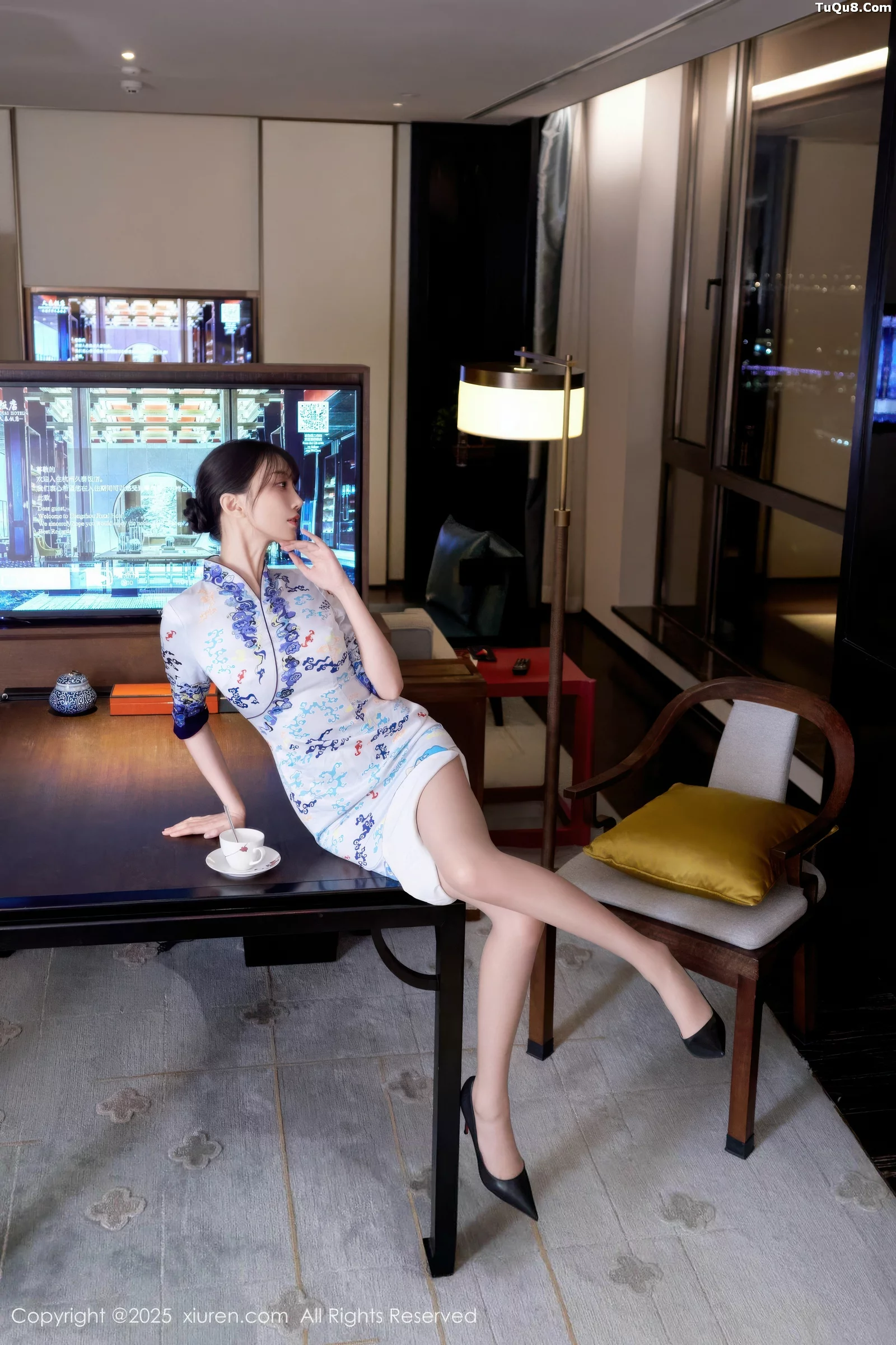 Yue'er Yueer sexy flight attendant uniform qipao with ultra-thin flesh-colored show perfect figure stunning photos 74P 8