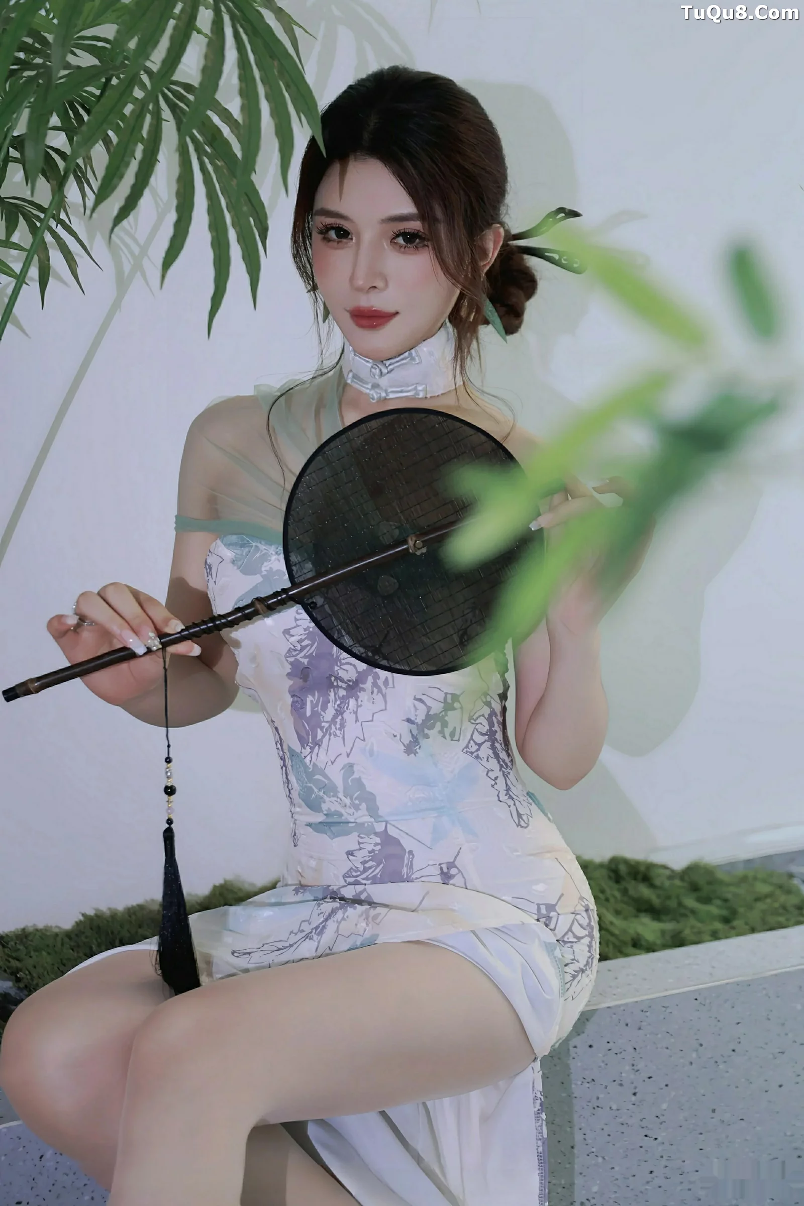 Aisha's Sexy Light-Colored Ancient Style Costume with Ultra-Thin Flesh-Colored, Tall, Graceful Figure, Gorgeous Photo Set 78P 7