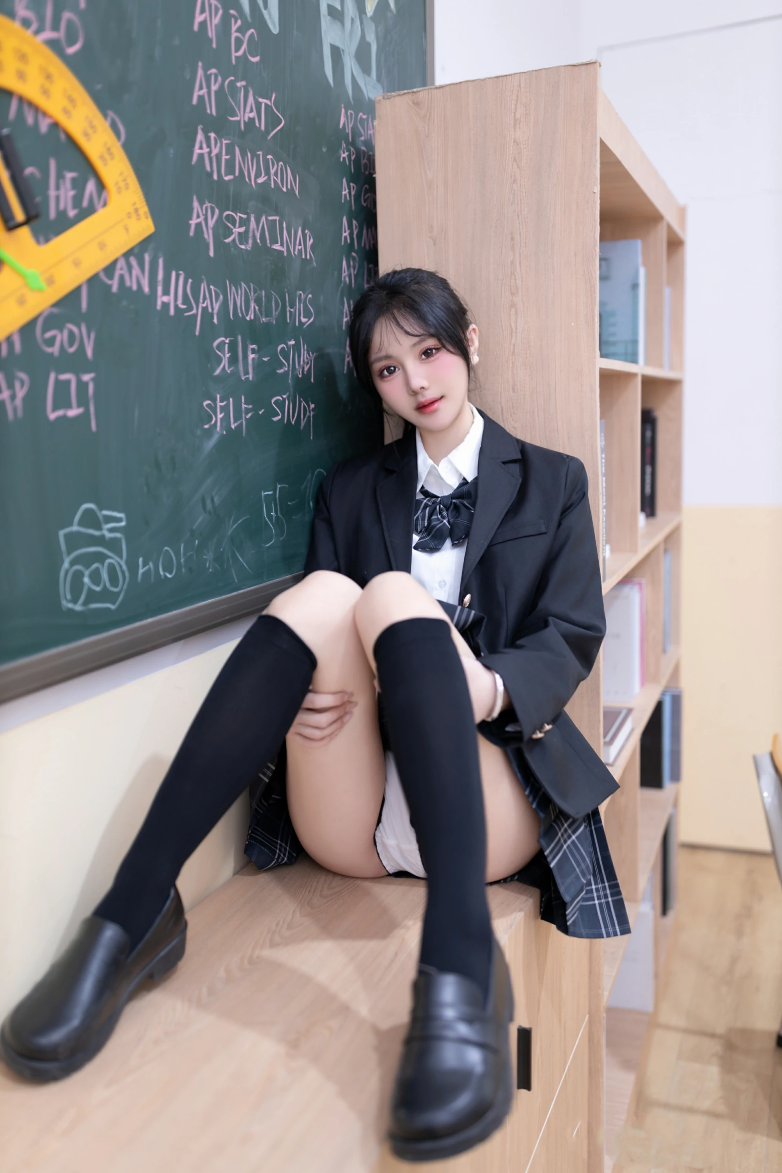 Paid Model Little Seductive Private Photos Benefit Classroom Training 97P 1