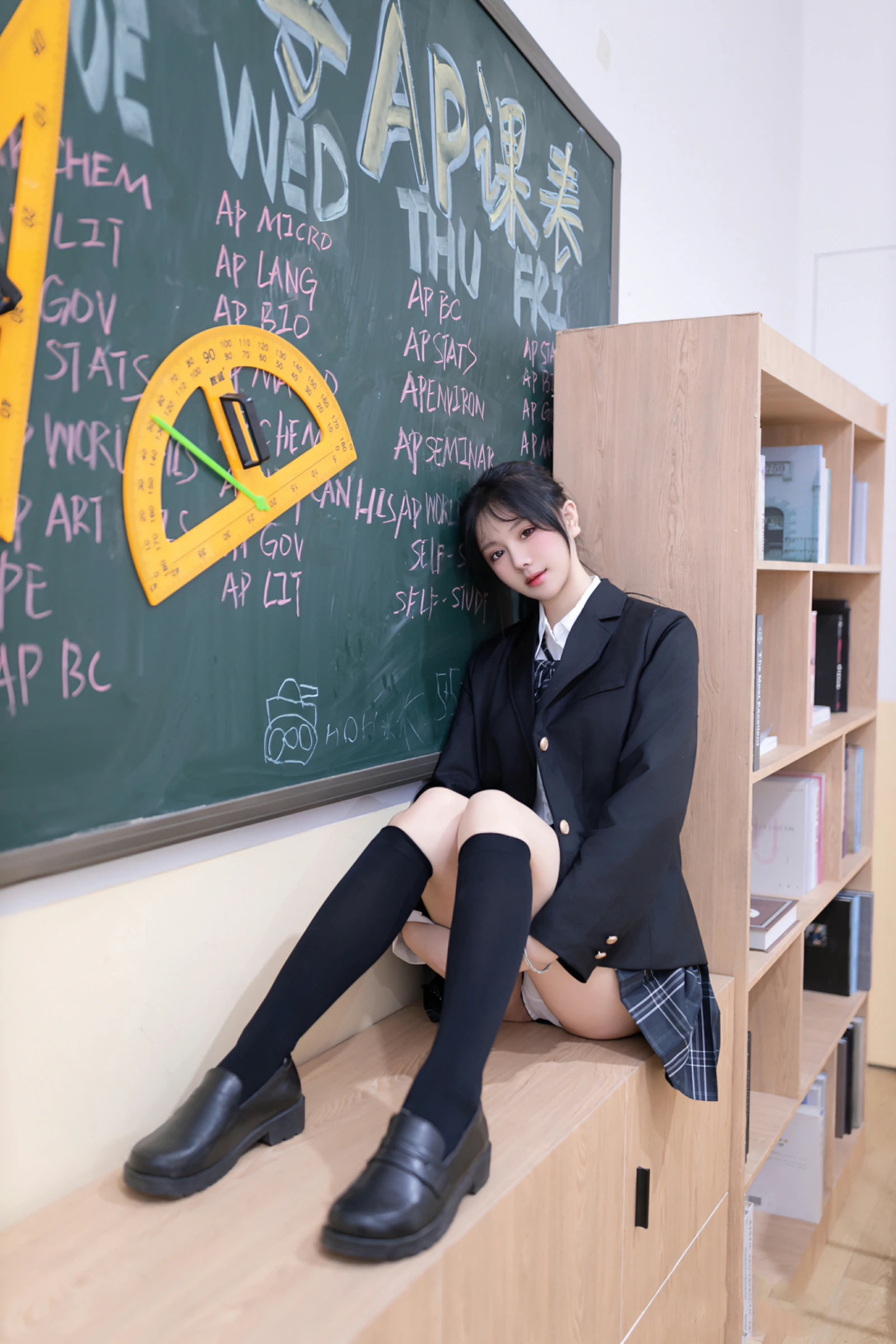 Paid Model Little Seductive Private Photos Benefit Classroom Training 97P 2