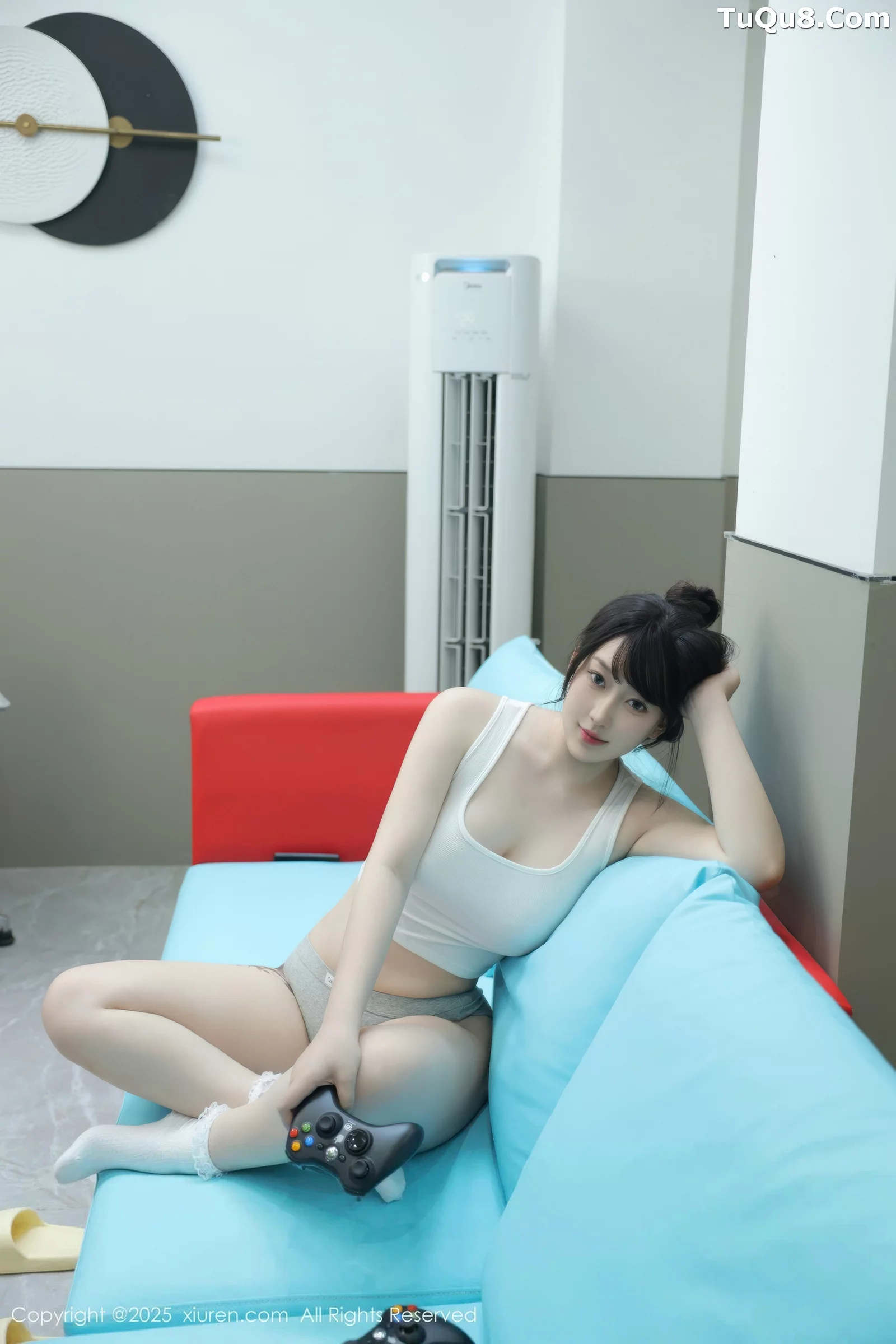 Li Qin'en lrene sexy white loungewear top with gray underwear showing voluptuous figure gorgeous photo set 70P 6