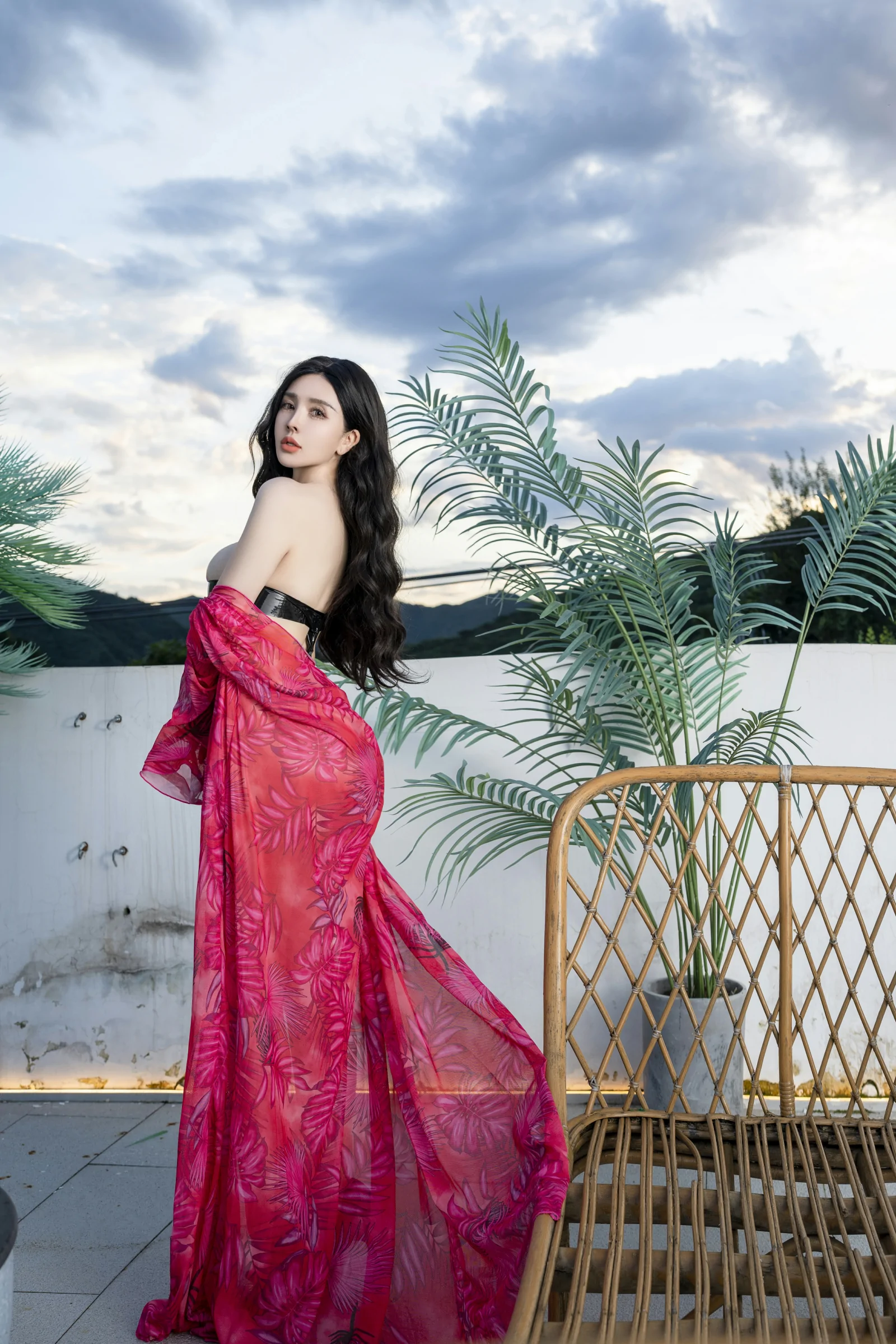 Paid Model Content Pan Siqin Seductive Private Photoshoot Benefits Weekend Tent 86P 8