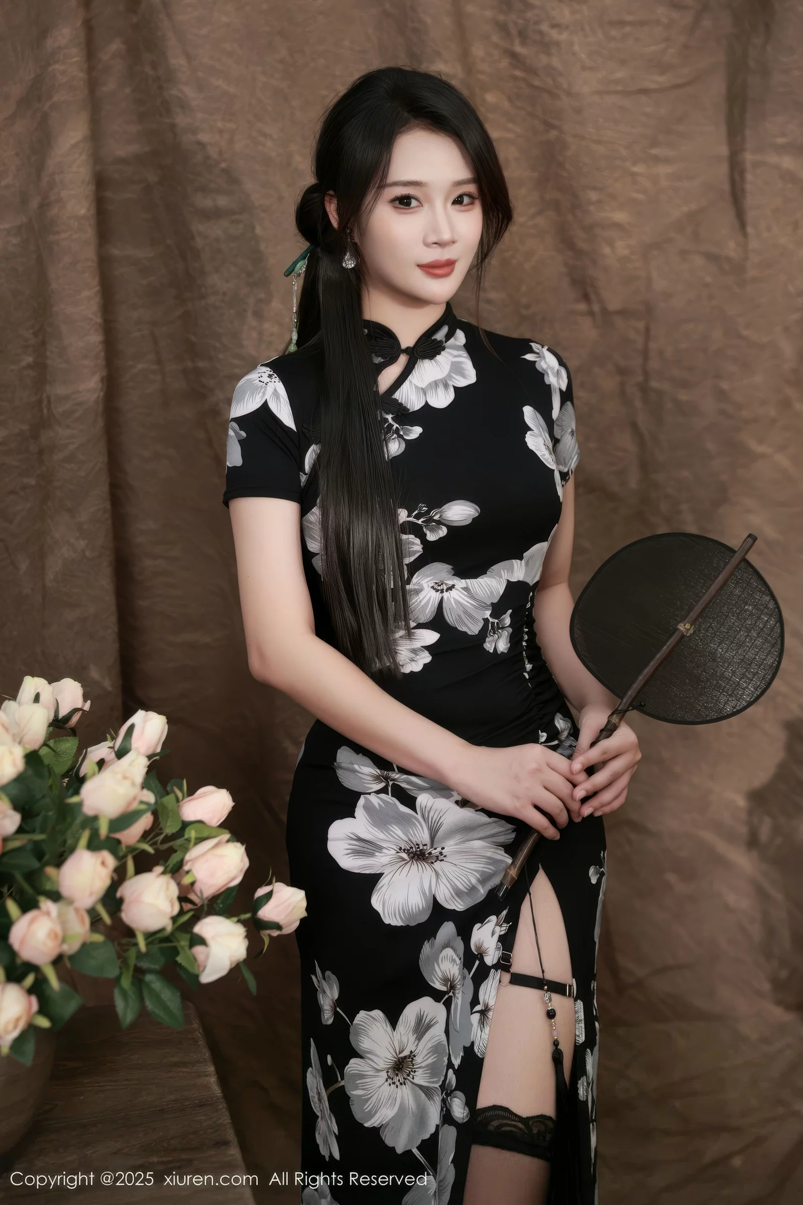 Nan Qiao Sexy Black Cheongsam Revealing Purple Lingerie Paired with Black Stockings Show Off Beautiful Legs Gorgeous Photoshoot 68P 3