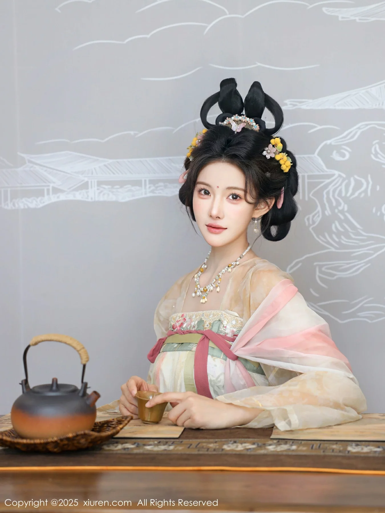 Lí Shuāng'ér Classical Theme Sexy Light Ancient Costume Shoot: Curvy Figure & Beautiful Legs Photos 82P