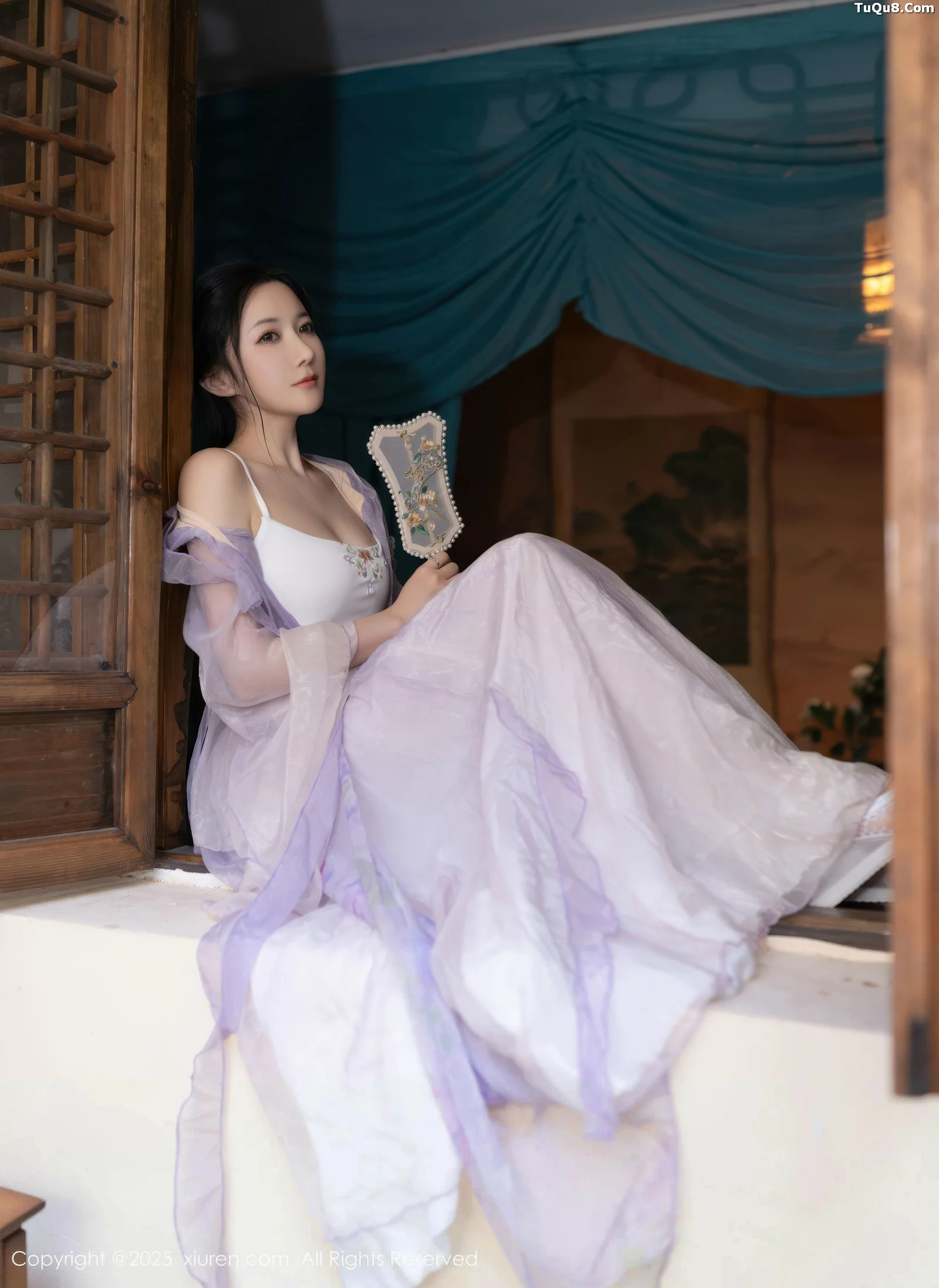 鱼子酱Fish性感紫色连衣裙配白色丝袜秀曼妙身姿绝美写真74P 4