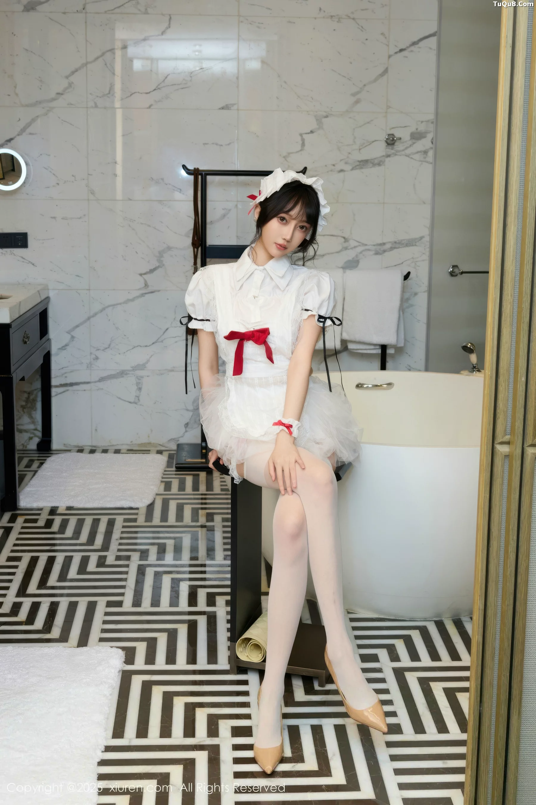 玥儿玥er性感萝莉女仆装配白丝吊袜秀完美身材迷人绝美写真64P 2