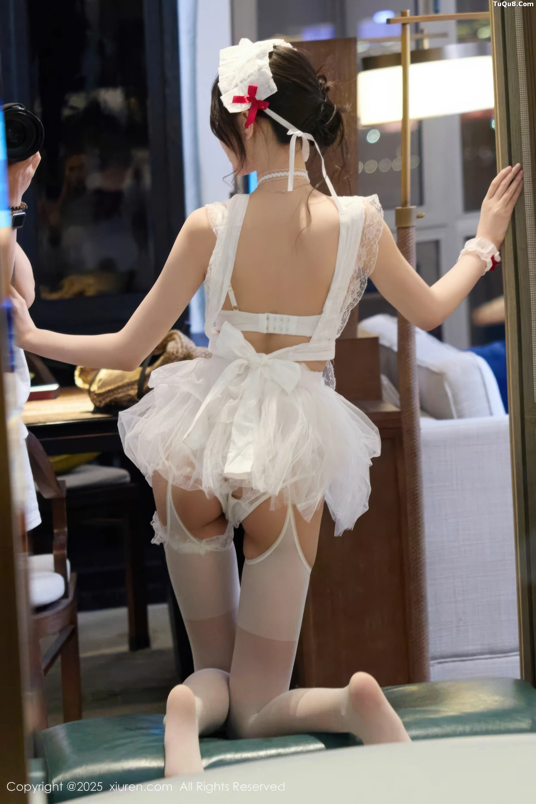 玥儿玥er性感萝莉女仆装配白丝吊袜秀完美身材迷人绝美写真64P 6