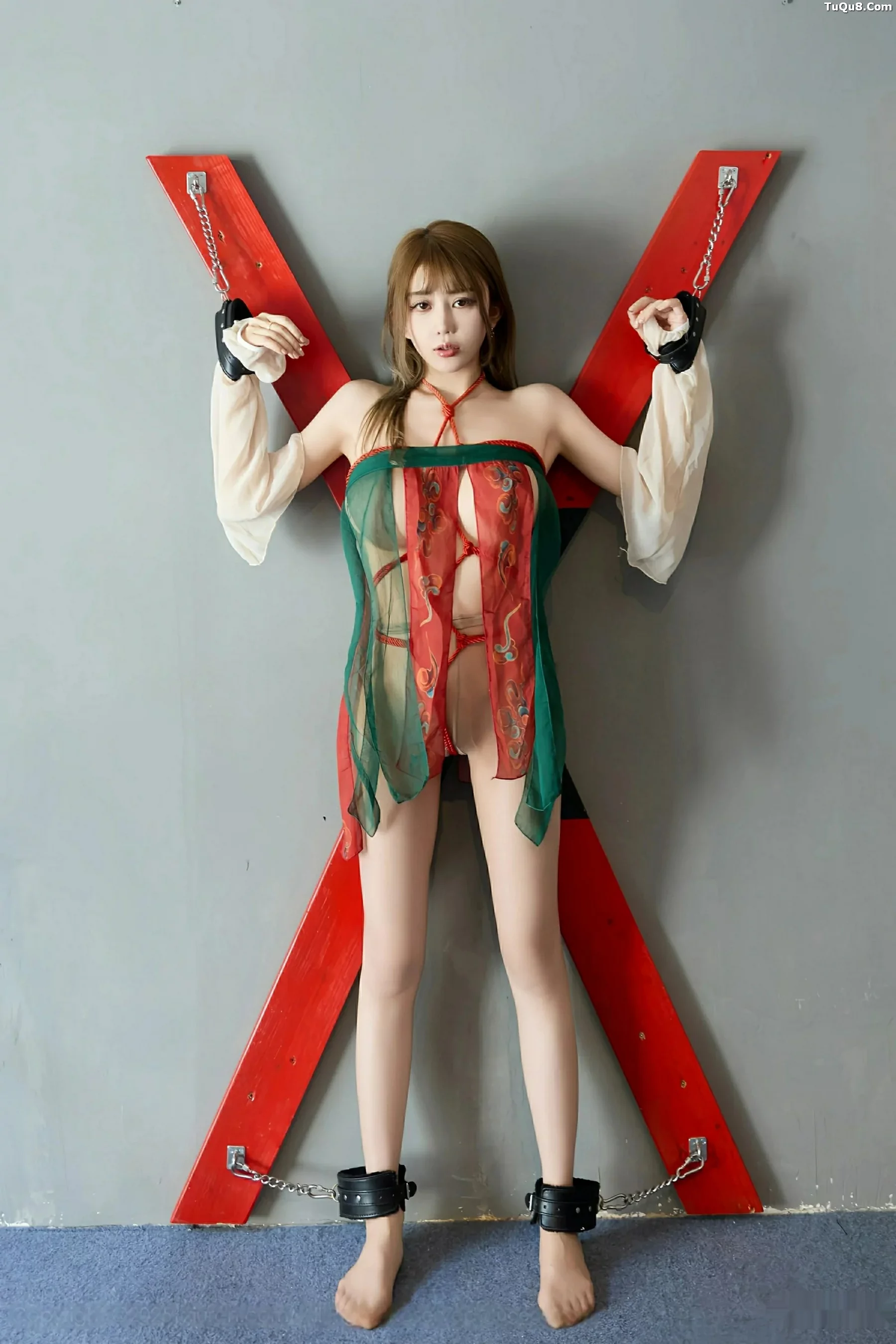 Zoe柚柚性感古风薄纱服饰配超薄肉丝秀凹凸身材绝美写真56P 7